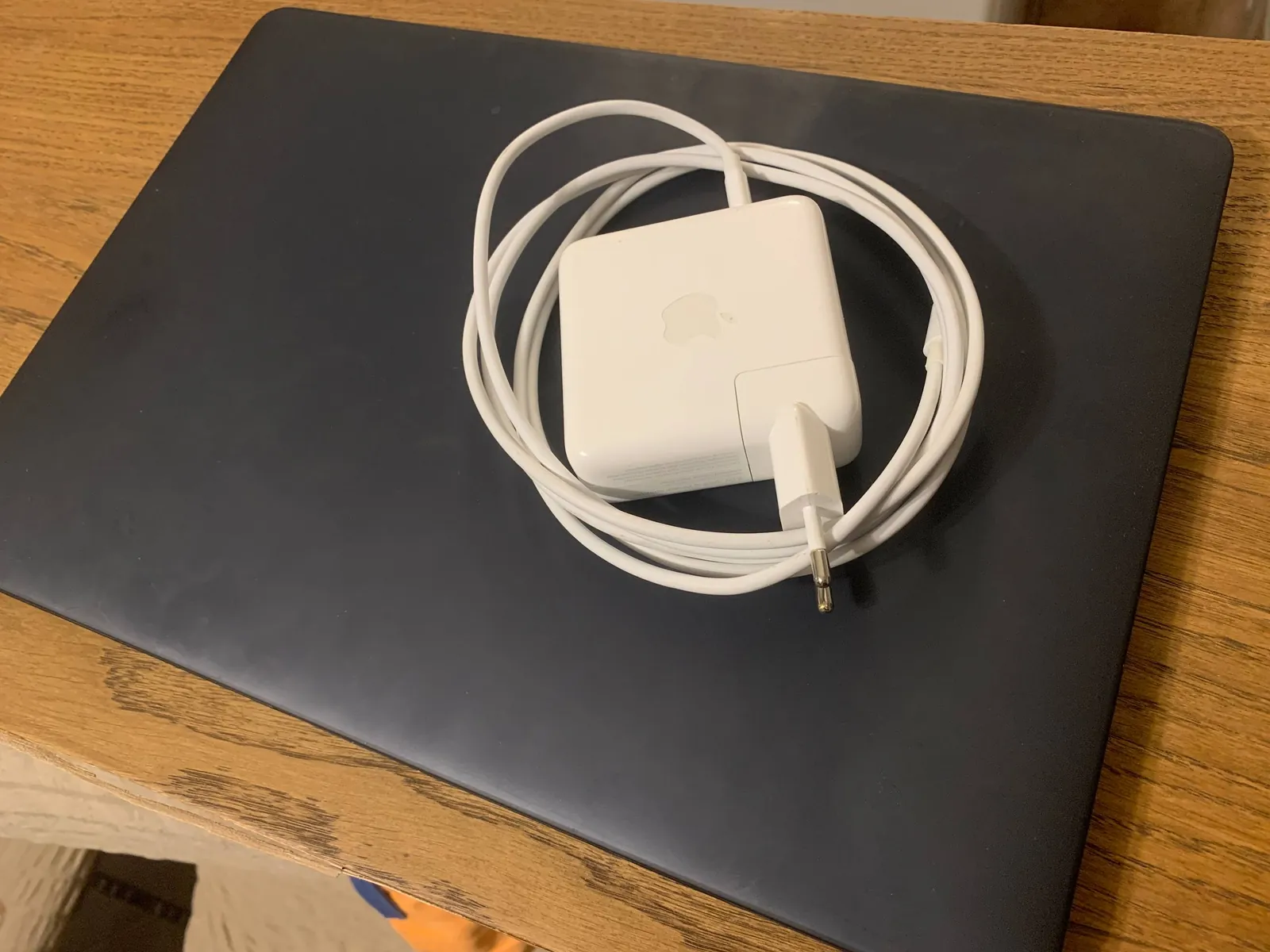 MacBook Pro 15 дюймов 2017, i7, SSD 2 TB 4