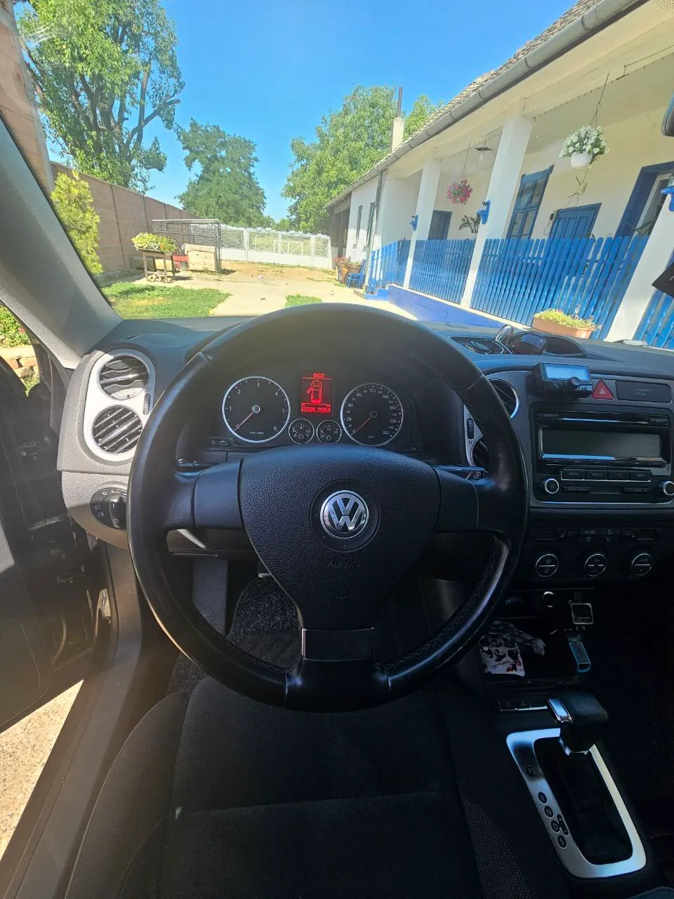 Volkswagen Tiguan 2010, дизель, автомат 2