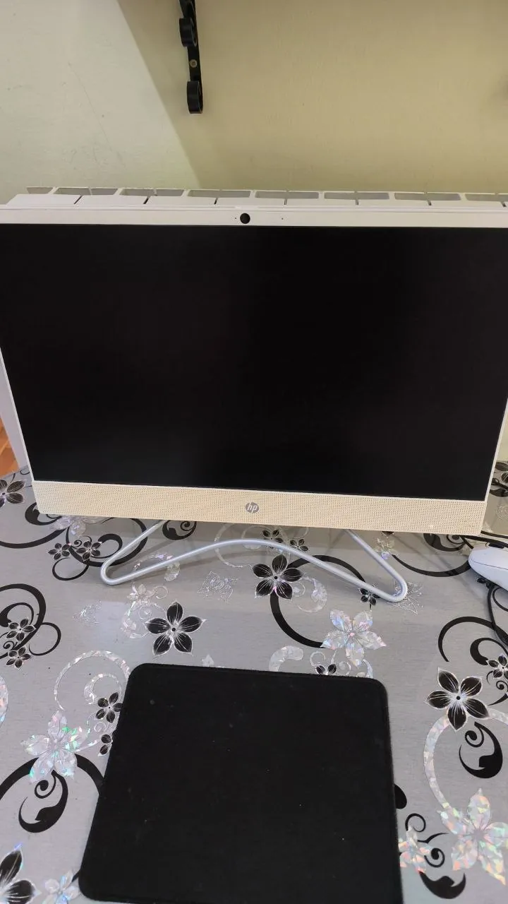 Два моноблока HP и Lenovo ThinkCentre Нови-Сад 1
