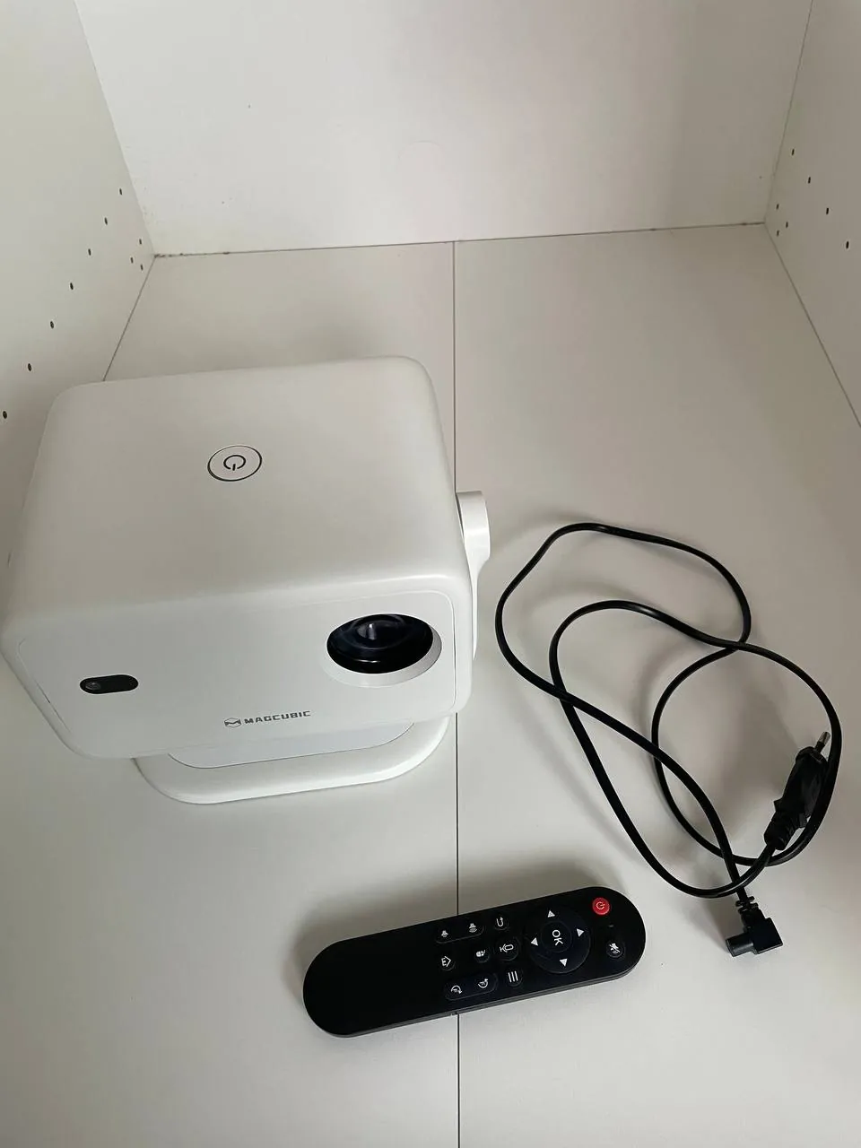 Проектор MAGCUBIC L018 LED Белград Звездара 4