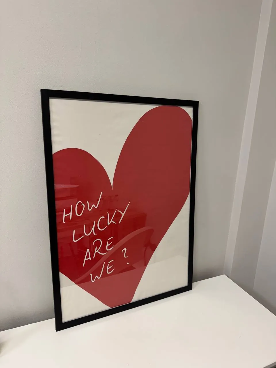Постер, вешалка и стул IKEA Vračar 1