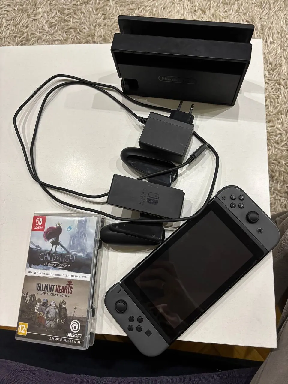 Nintendo Switch V2 в хорошем состоянии Нови-Сад 1