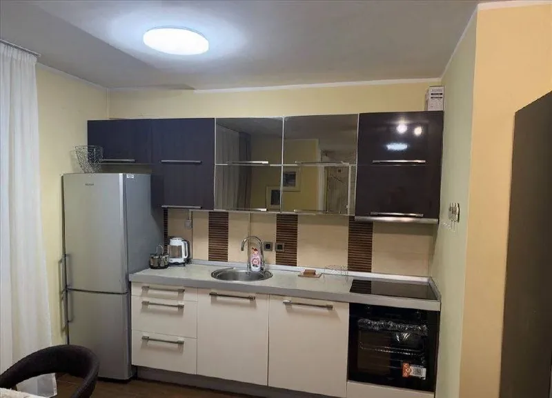 Двухкомнатная квартира 76 м² на Врачаре Политова 4