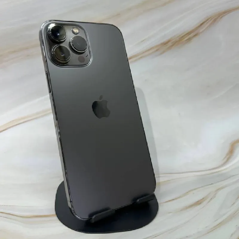 IPhone 13 Pro Max 256 ГБ, батарея 83% 1