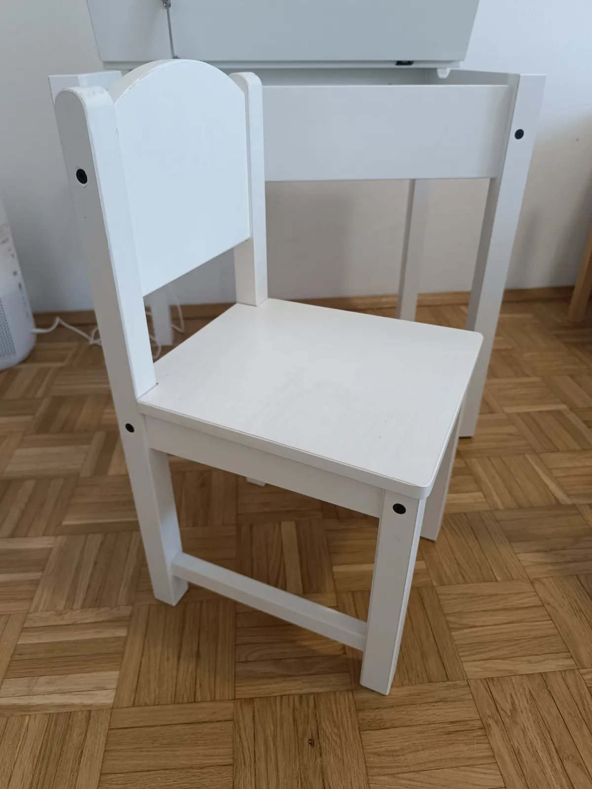 Детский стол и стул Sundvik IKEA 5