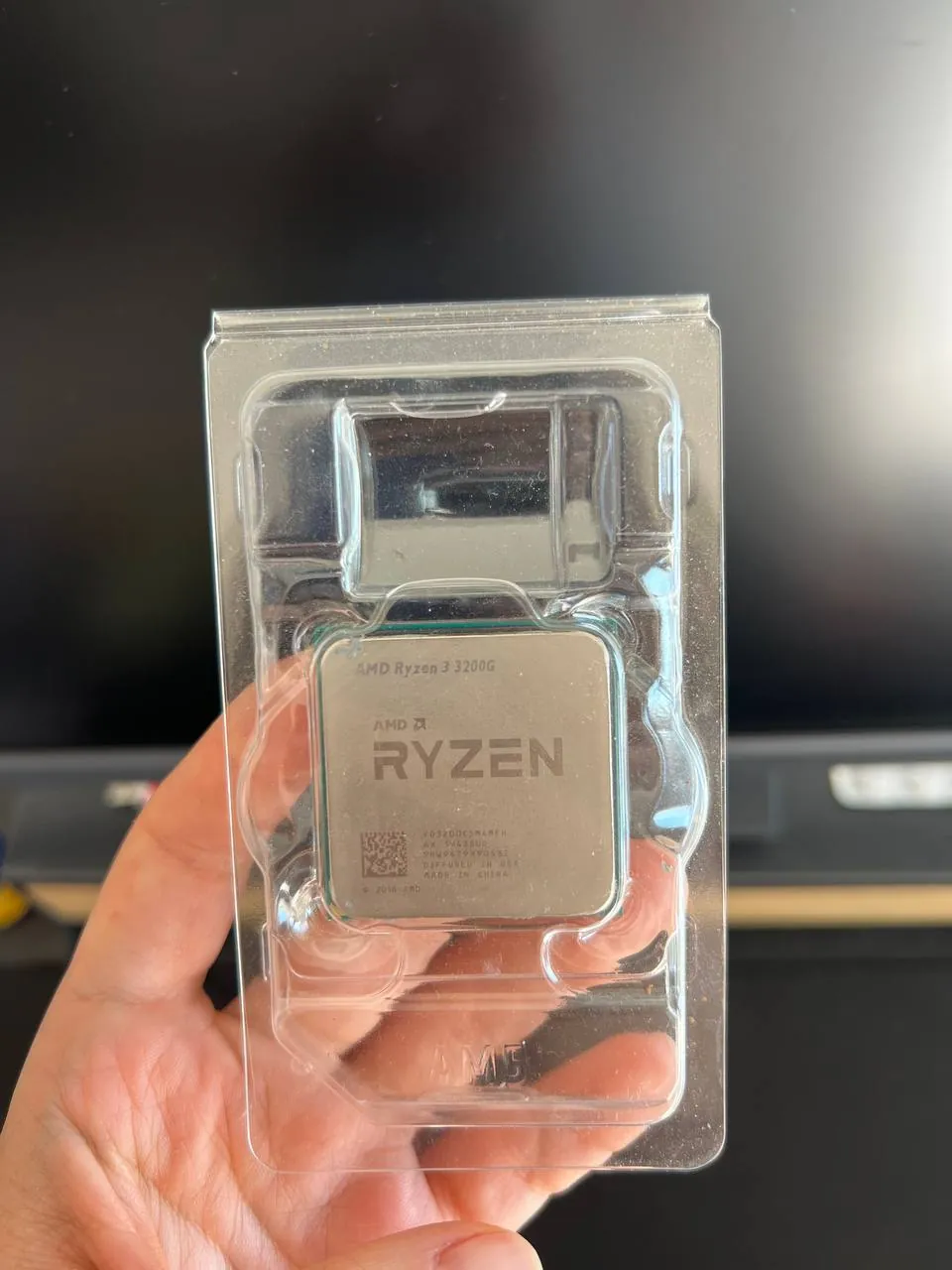 Процессор AMD Ryzen 3 3200G Белград 1