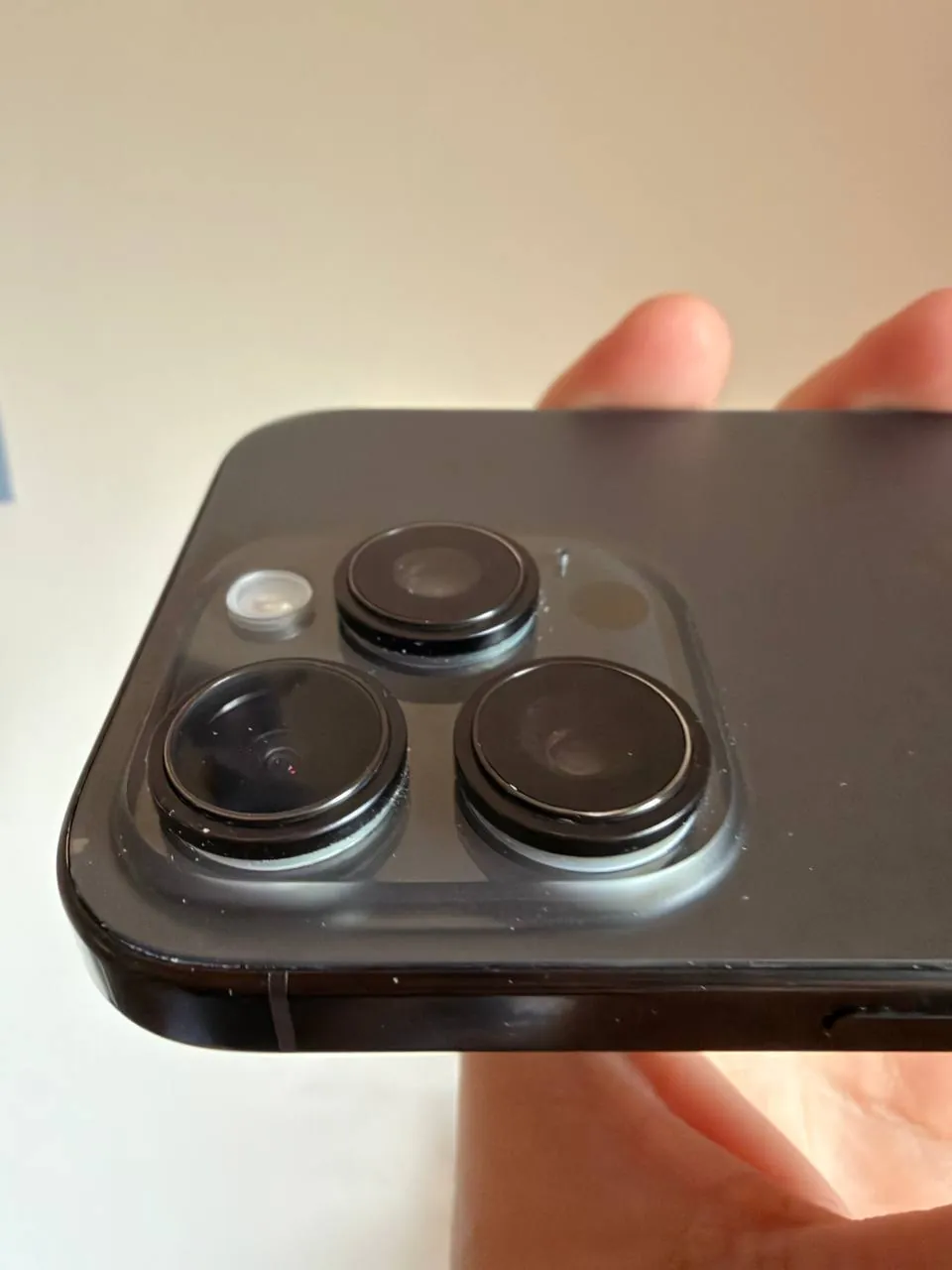 IPhone 16 Pro 256 ГБ чёрный Белград 4
