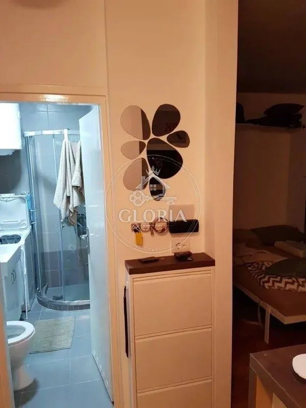 Студия 32 м² в аренду в Вождовце 4