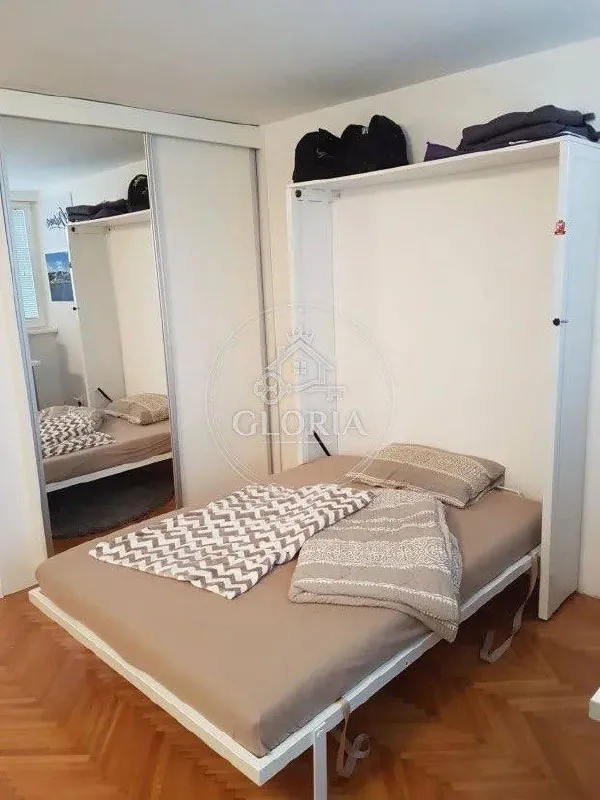 Студия 32 м² в аренду в Вождовце 8