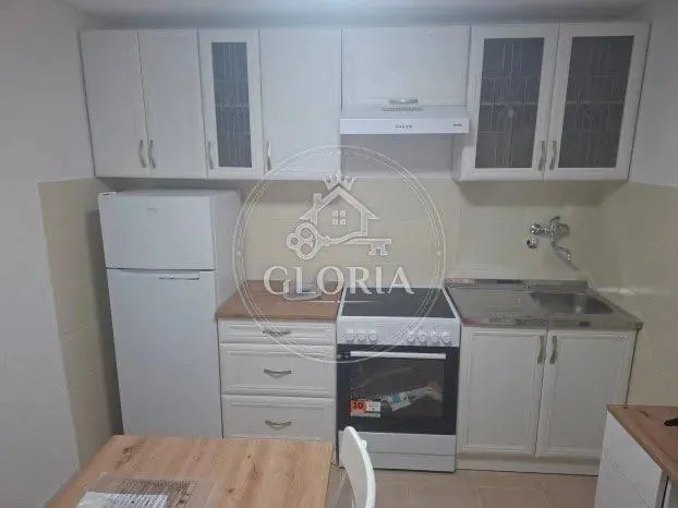 Однокомнатная квартира 29 м² в Звездаре 1