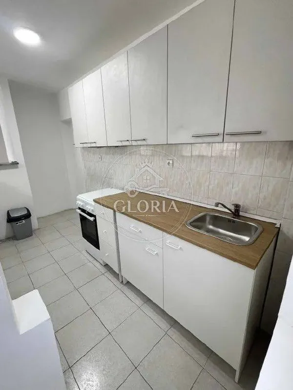 Трёхкомнатная квартира 85 м² в Раковице 8