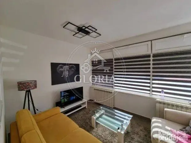 Однокомнатная квартира 40 м² в Звездаре 1