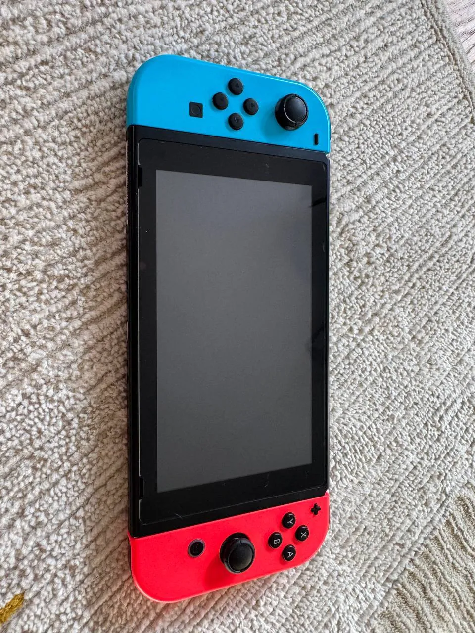 Nintendo Switch V1 с игрой Zelda BOTW 2