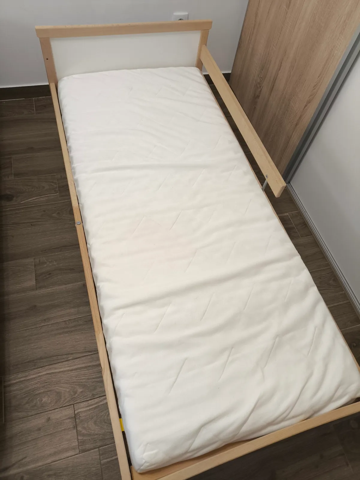 Детская кровать IKEA с матрасом Адице 3