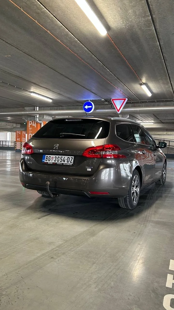 Peugeot 308sw 2016 1.6 HDi автомат 3