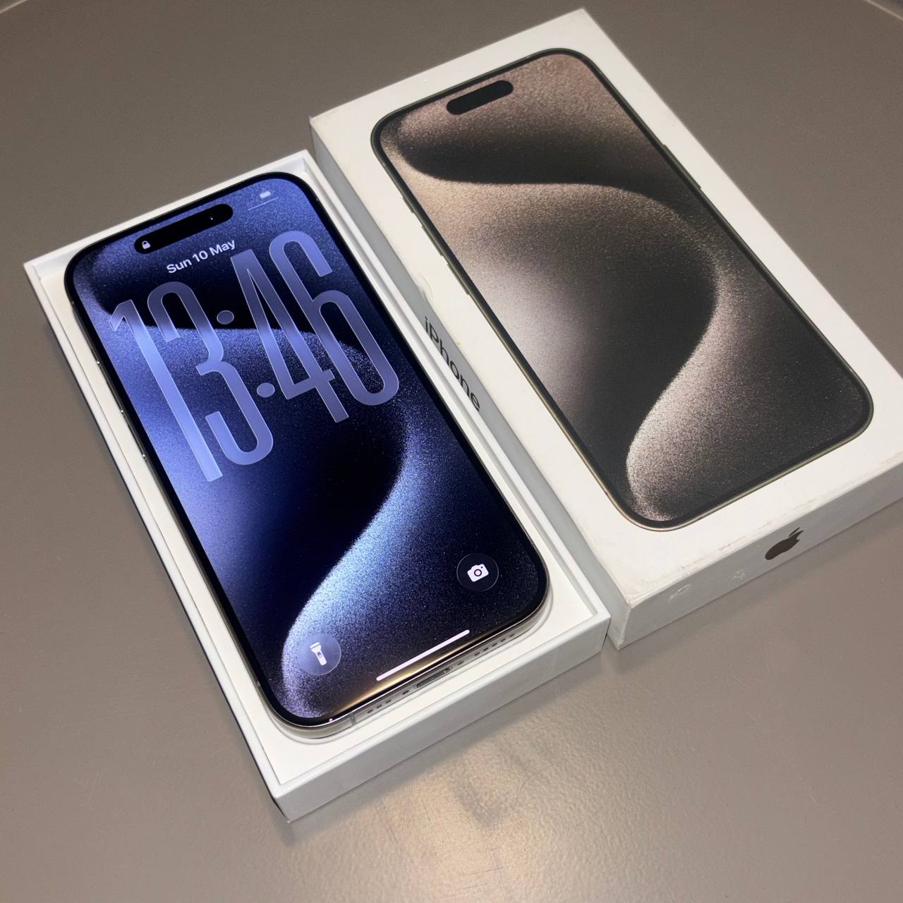 iPhone 15 Pro Natural Titanium 1