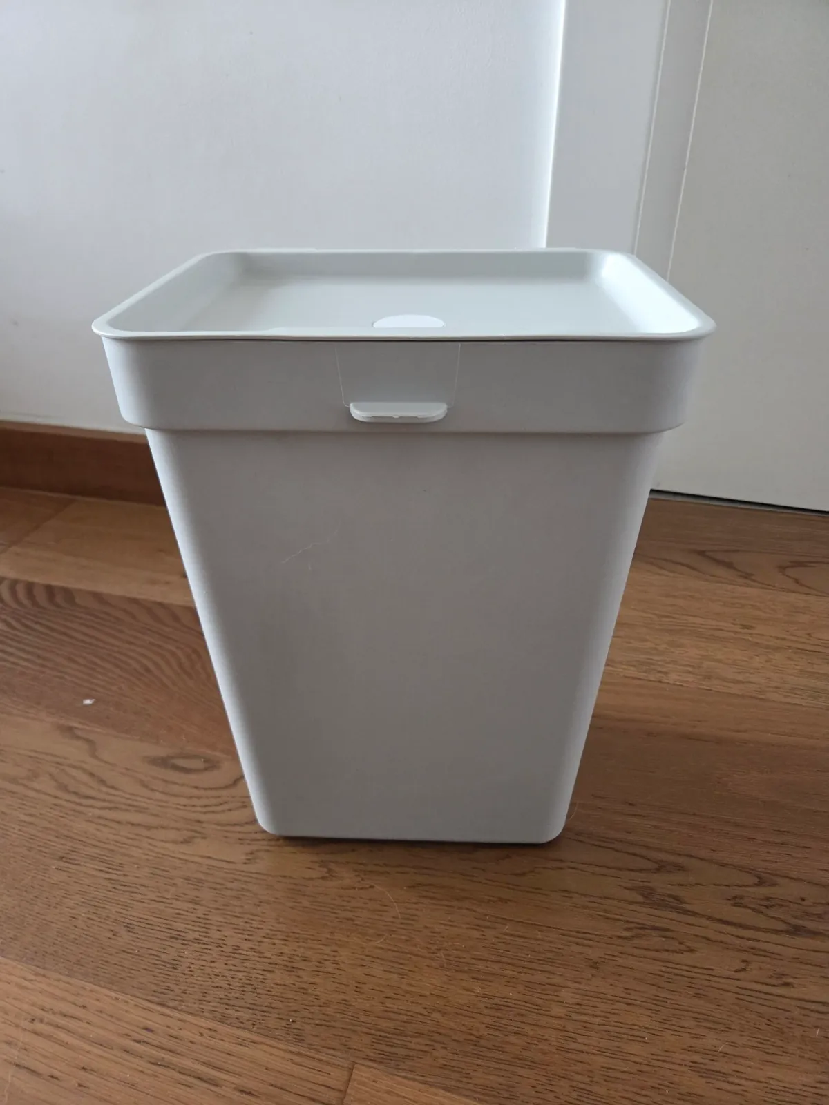 Ведро ИКЕА с крышкой 10L 2