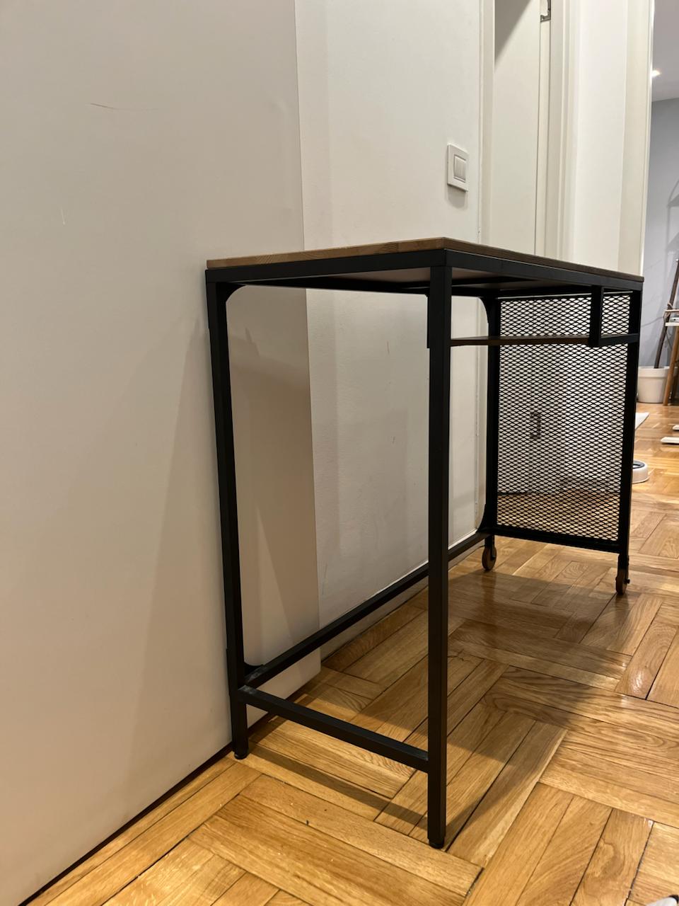Столик для ноутбука IKEA FJALLBO 1