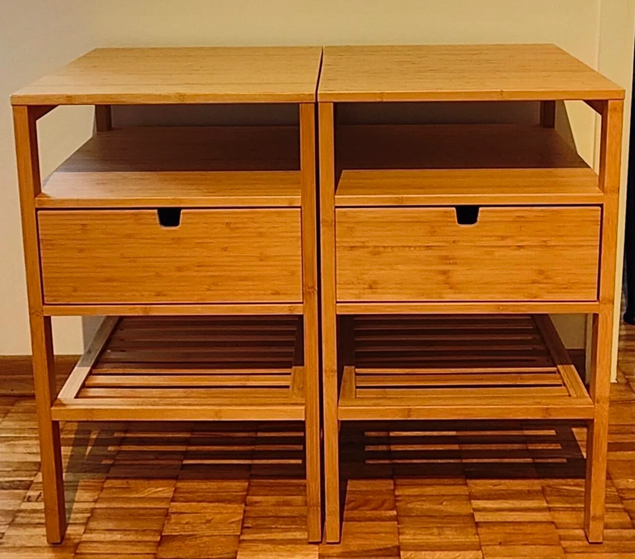Кровать IKEA STJARNO и тумбочки 3