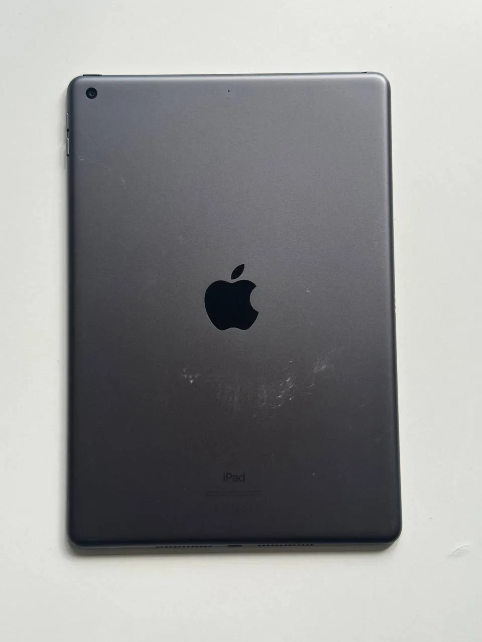 iPad 8 32GB с клавиатурой и Pencil 2