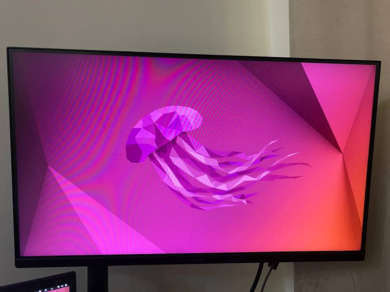 Мониторы Acer и Dell 24 дюйма пара 2