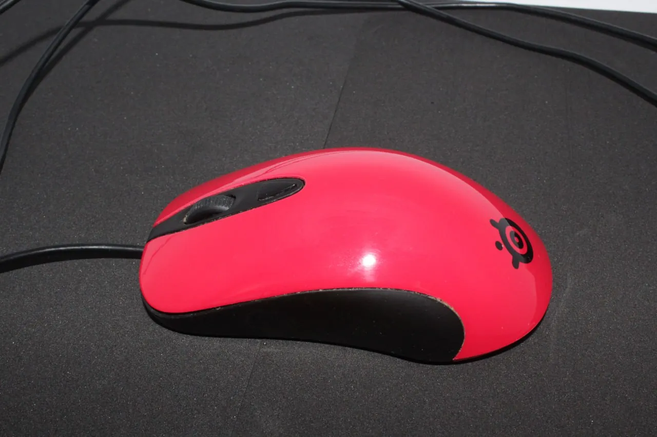 Мышь SteelSeries Kinzu V3 1