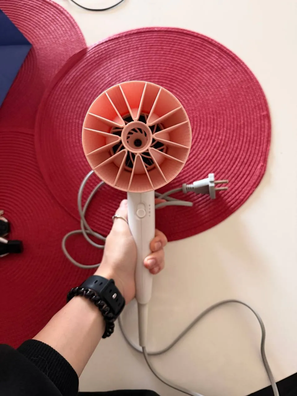 Фен Philips 1600W Звездара 3