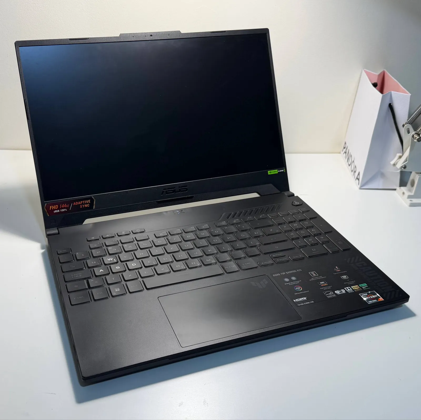 ASUS TUF Gaming A15 Ryzen7 RTX 4050 16GB 1