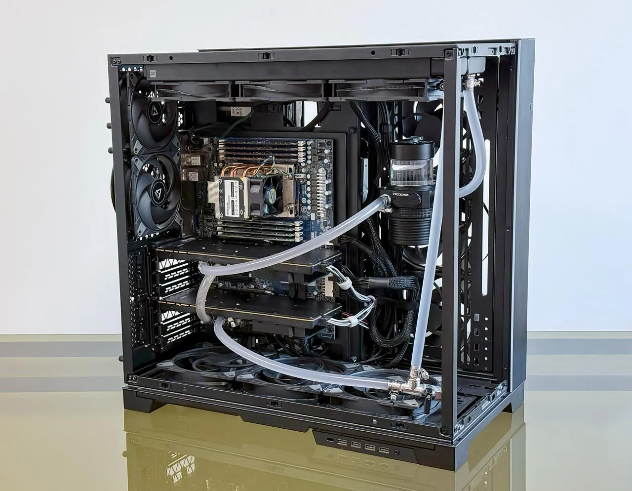 Сервер AMD Epyc 7551P 2x Tesla P40 3100€ 2
