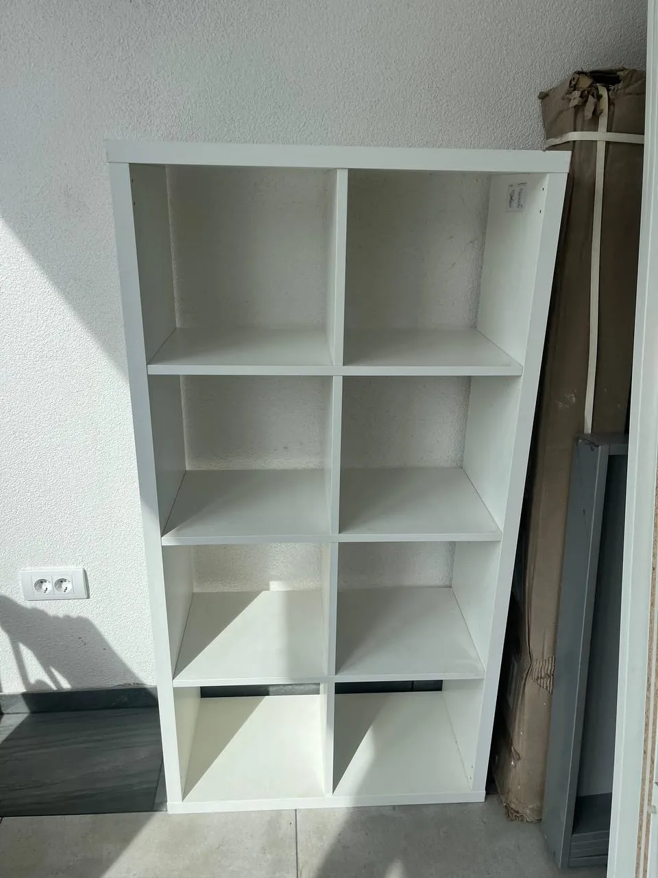 Стулья JYSK 7 шт и стеллаж IKEA Kallax 2