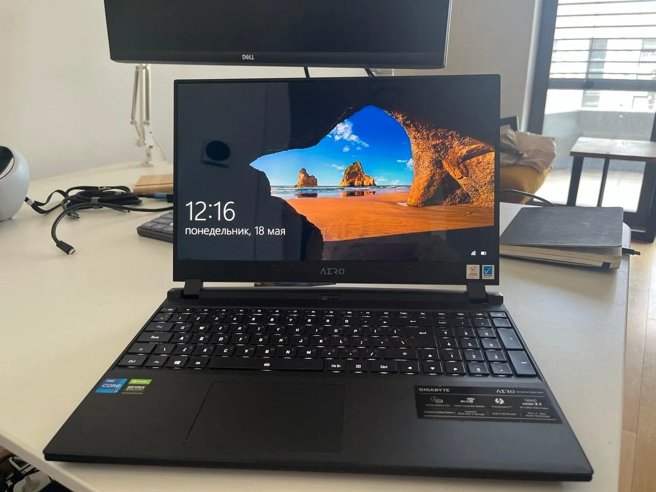 Gigabyte Aero 15 OLED XD RTX 3070 64GB 1