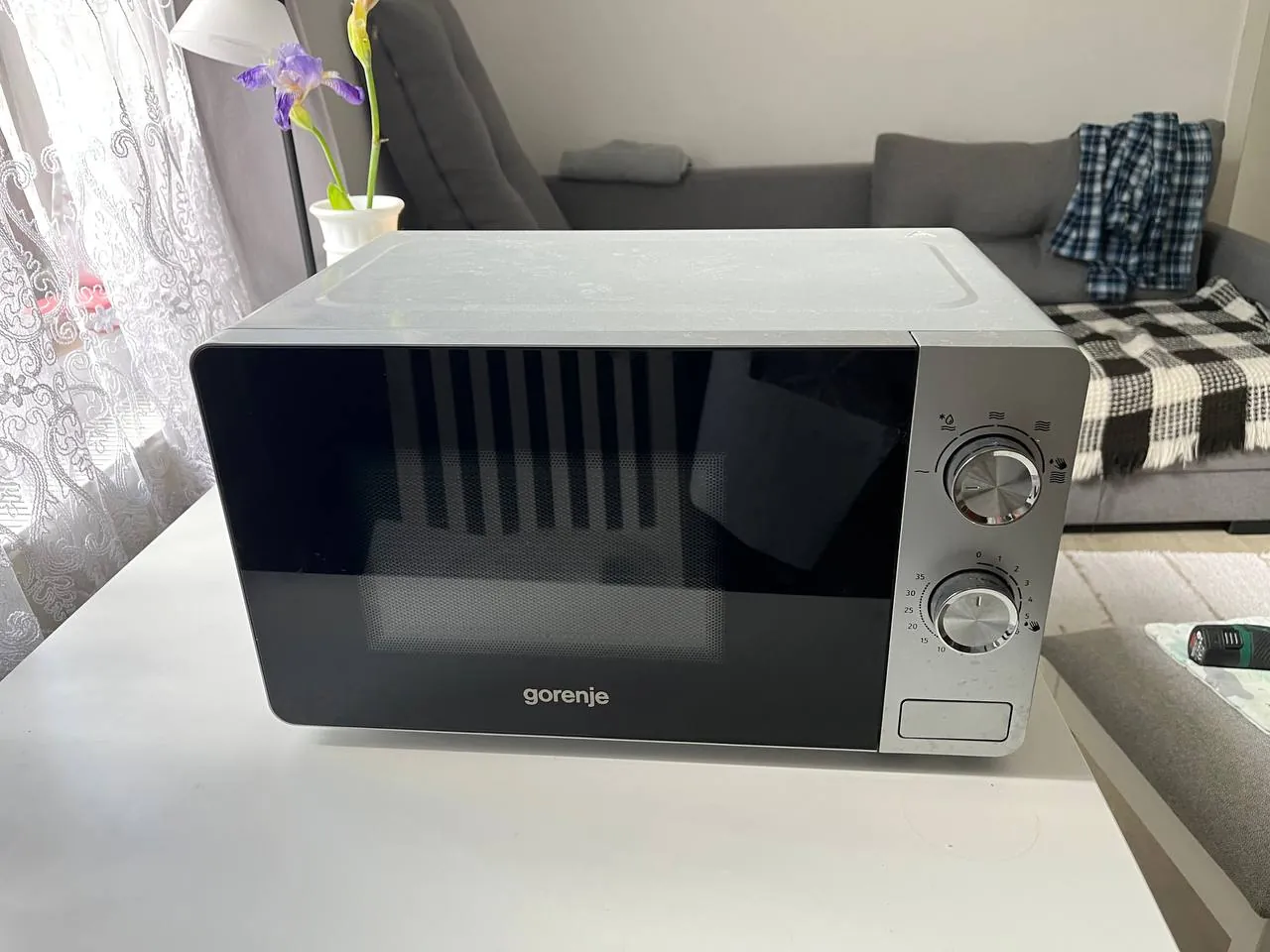 Микроволновка Gorenje рабочая 1