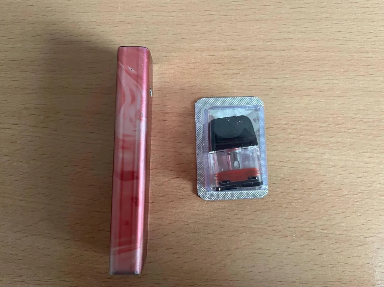Вейп Xros 4 с картриджем 3