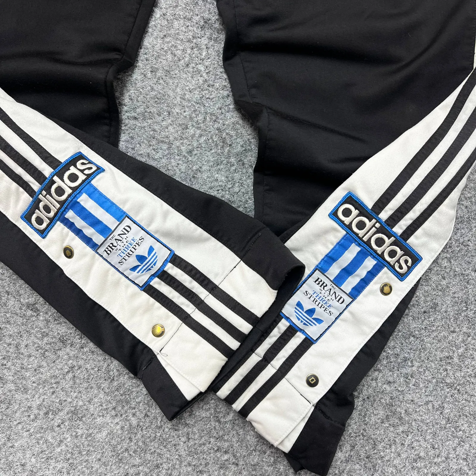 Штаны Adidas с заклёпками размер L 3