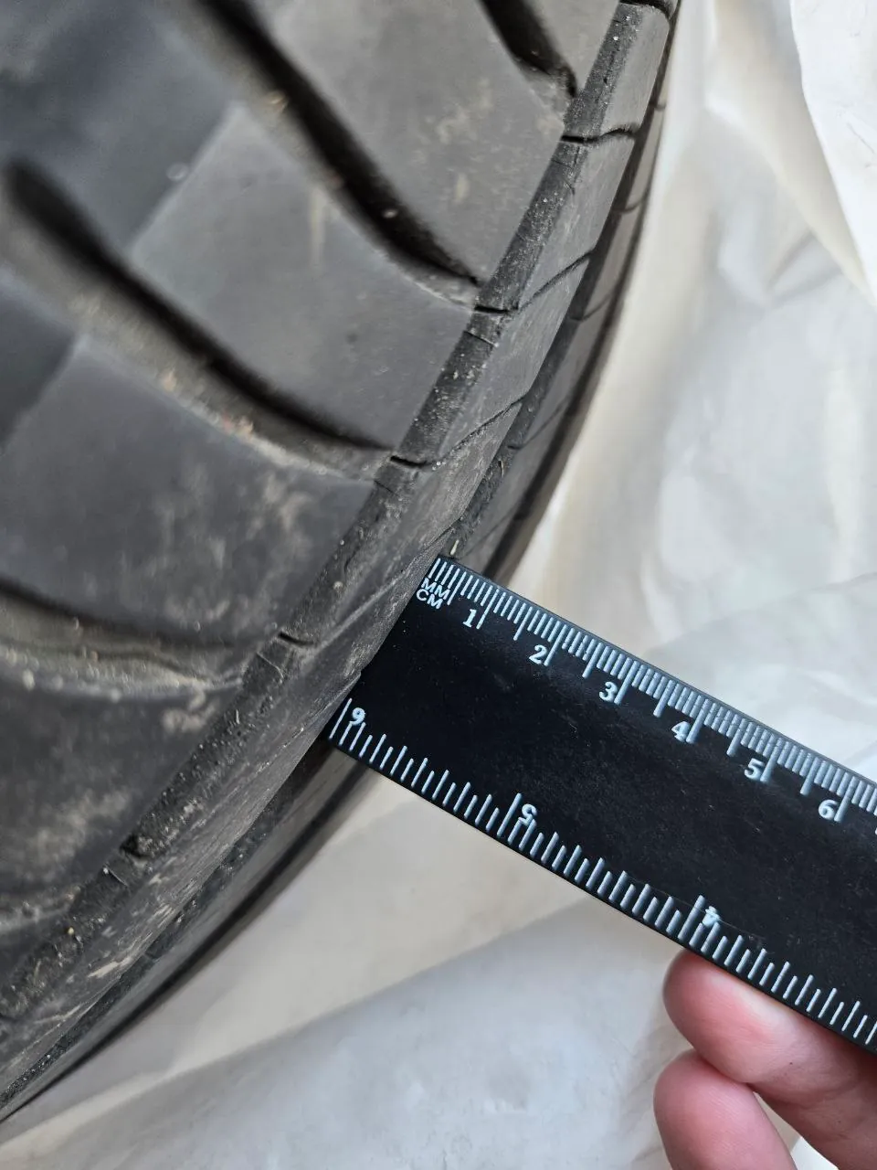 Летняя резина Michelin 205/55 R16 бесплатно 3