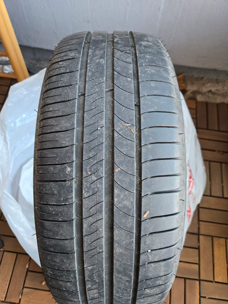 Летняя резина Michelin 205/55 R16 бесплатно 5