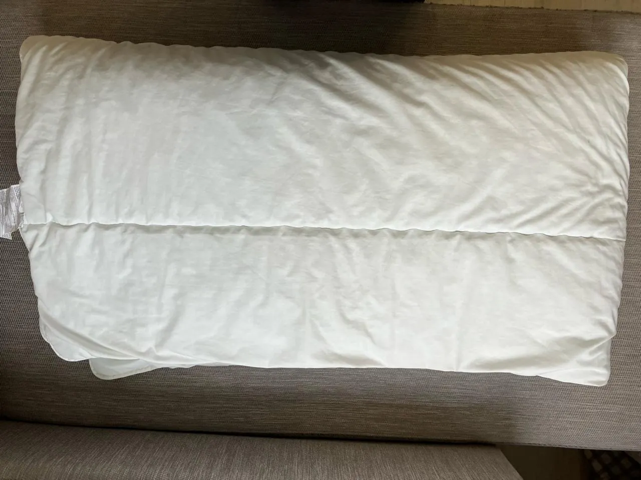 Подушка VIGLEN и одеяло IKEA SMASPORRE 1