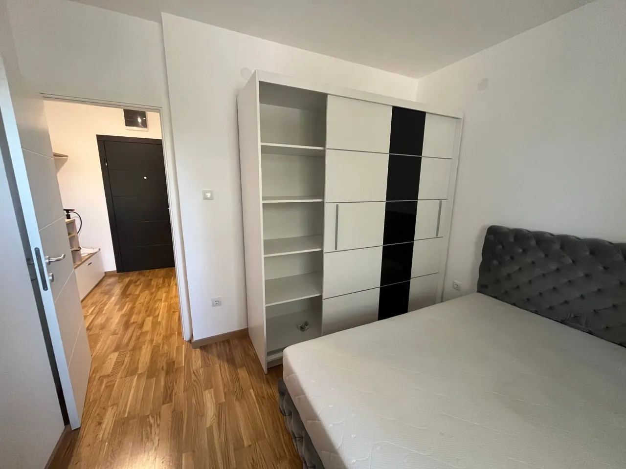Продажа 2-комнатной квартиры Нови-Сад Телеп 4