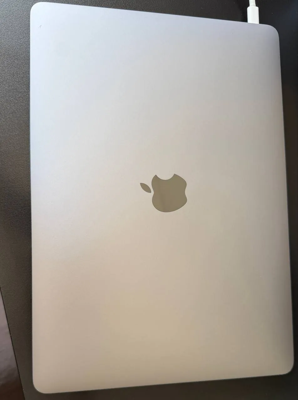 MacBook Air M1 13 дюймов 16GB 500GB Silver 2
