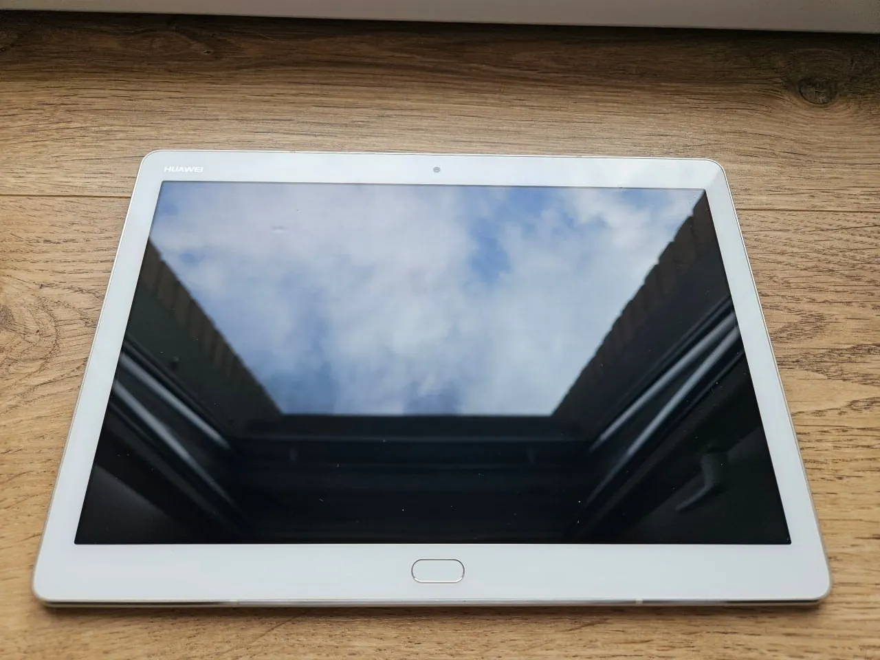 Планшет Huawei MediaPad M3 Lite 10 Нови-Сад 1