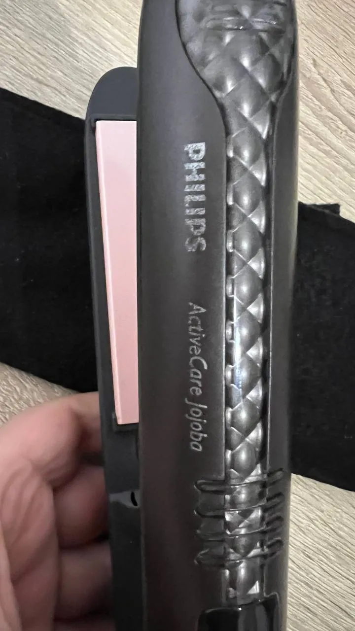 Выпрямитель для волос Philips Active Care 4