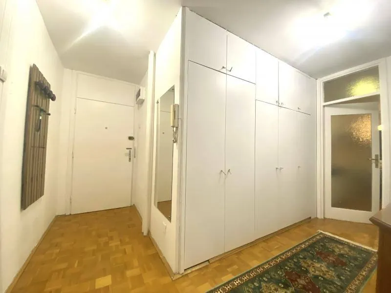 Квартира 2к 65 кв.м Нови Белград аренда 600 EUR 4