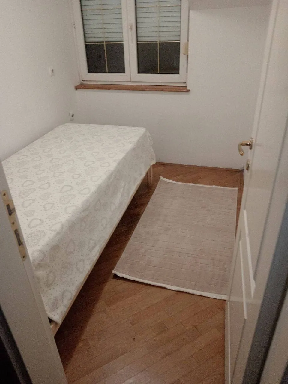 Квартира 5к 130 кв.м Банов Брд аренда 800 EUR 2