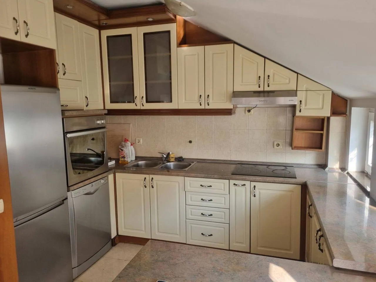 Квартира 5к 130 кв.м Банов Брд аренда 800 EUR 10