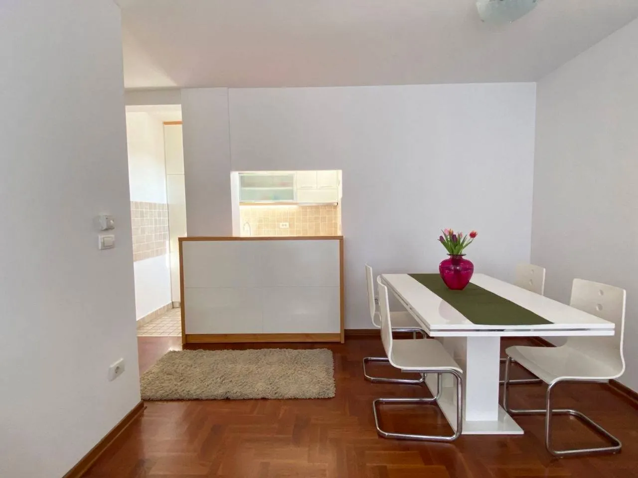 Квартира 3к 60 кв.м Вождовац аренда 750 EUR 1
