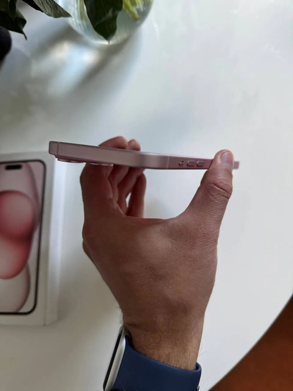 iPhone 15 Plus 256GB полный комплект 5