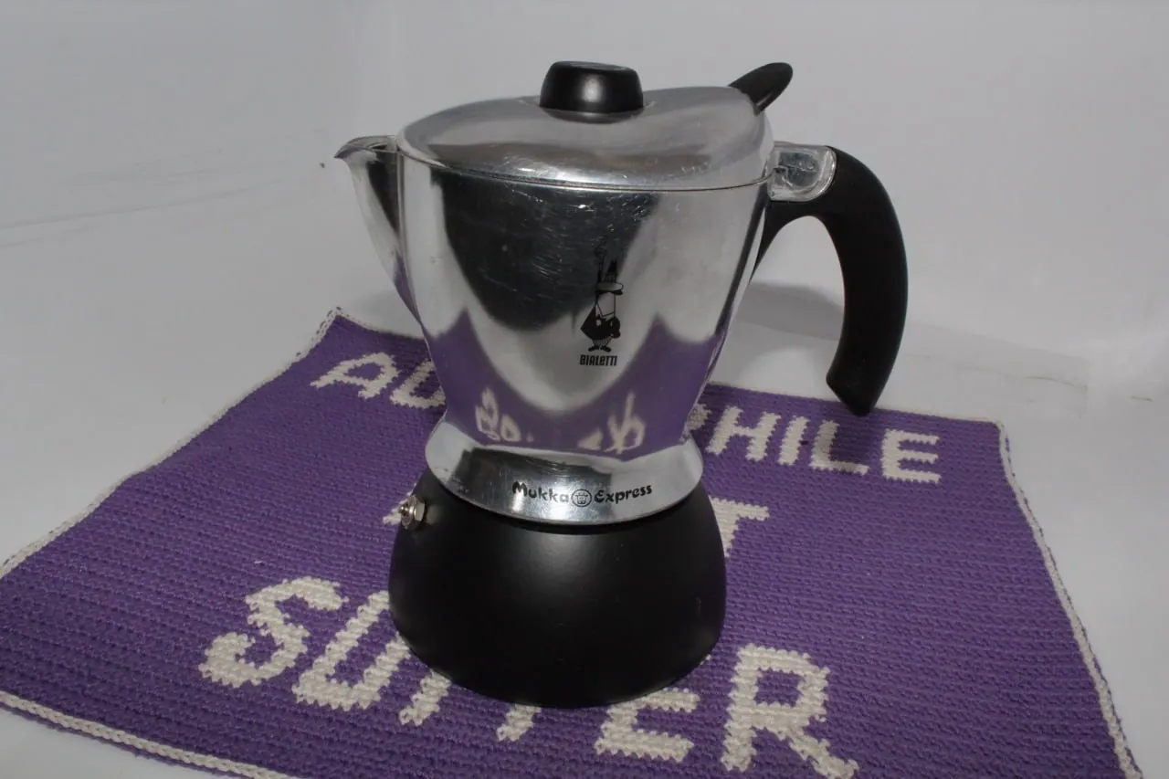Кофеварка Bialetti Mukka Express гейзерная 1