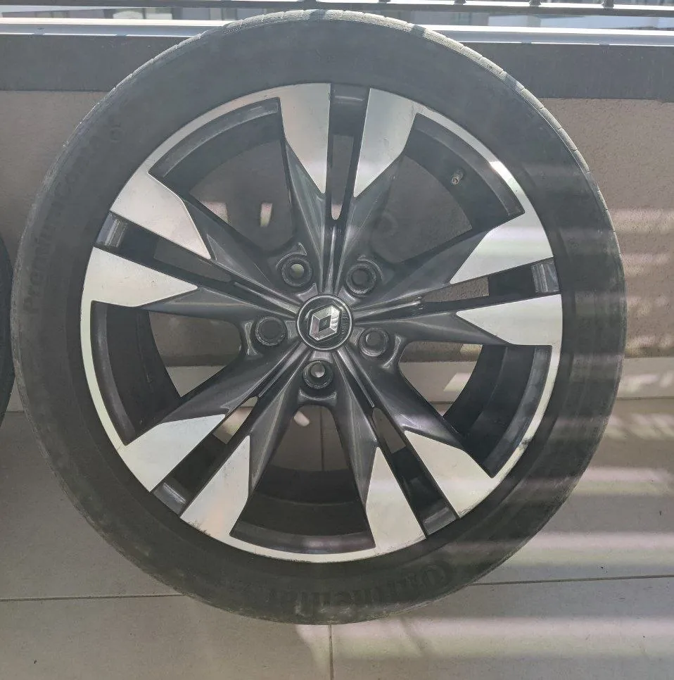 Колёса R17 Renault TPMS Continental 205/50 3