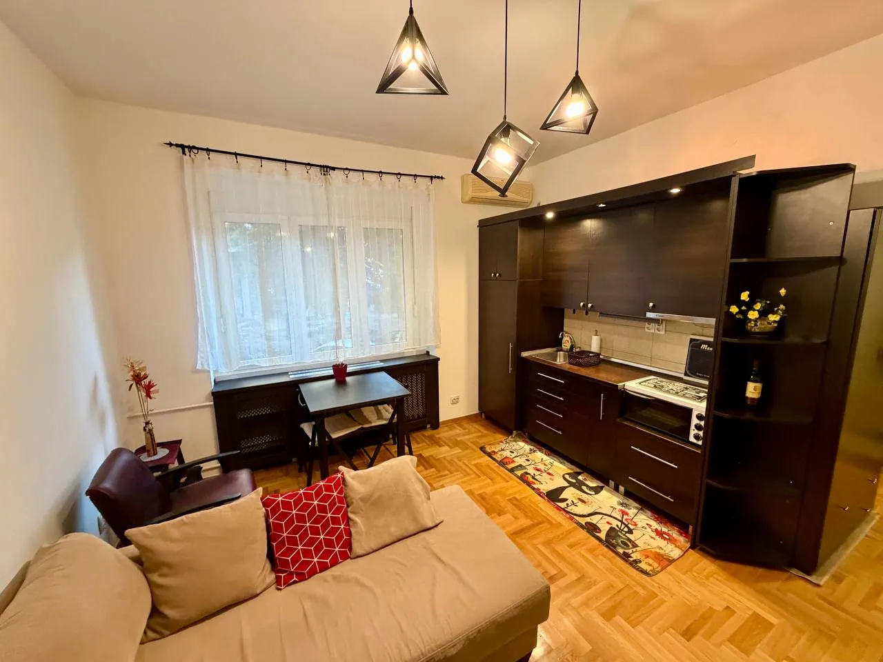 Квартира 2-комнатная Dorćol 640 EUR 2