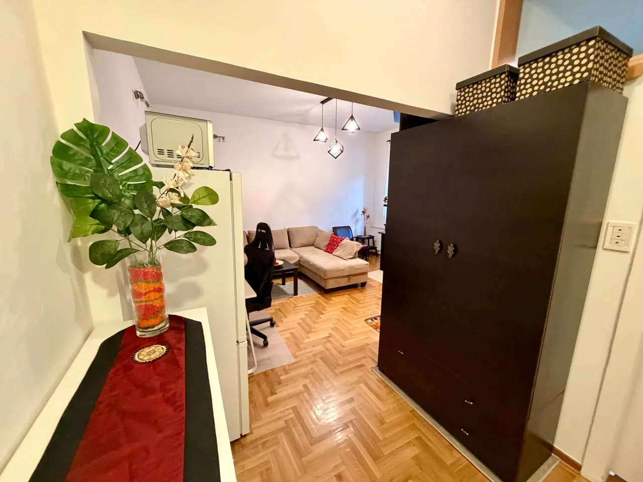 Квартира 2-комнатная Dorćol 640 EUR 4